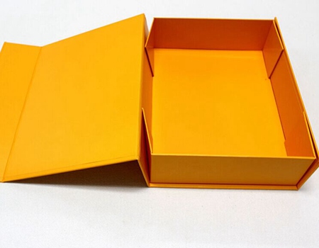 Factory custom Cardboard Paper Gift Boxes with Magnetic or Velcro Catch
