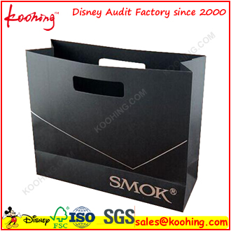 Factory Luxury / Fashion Outlet OEM pink Gift Paper Bag with Silk Ribbon Handle for Woman